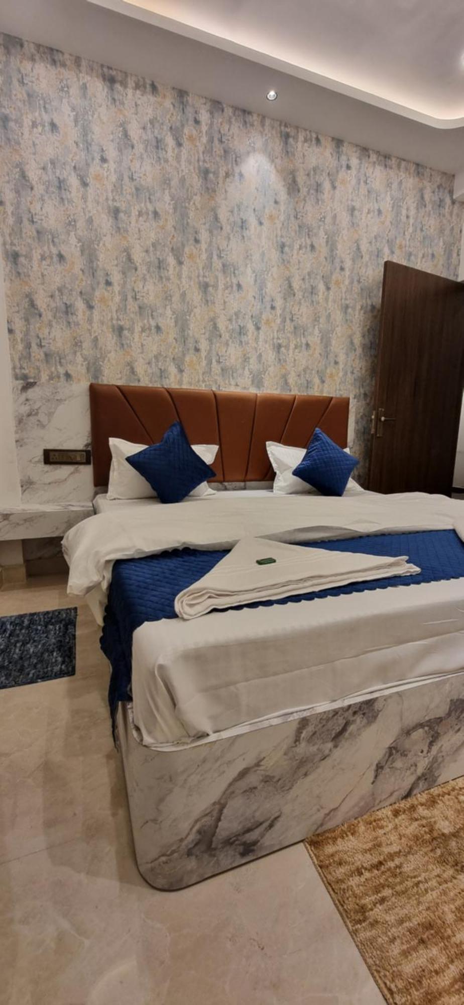 Hotel Mm Grand Varanasi Esterno foto